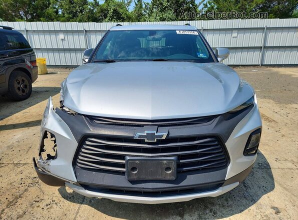 3GNKBBRA0LS604792 2020 CHEVROLET BLAZER Silver Front view