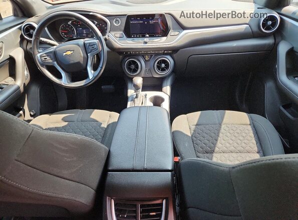 3GNKBBRA0LS604792 2020 CHEVROLET BLAZER Silver Dashboard view