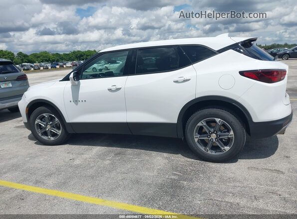 3GNKBCR42SS150477 2025 CHEVROLET BLAZER Белый Панорамный вид салона 360°