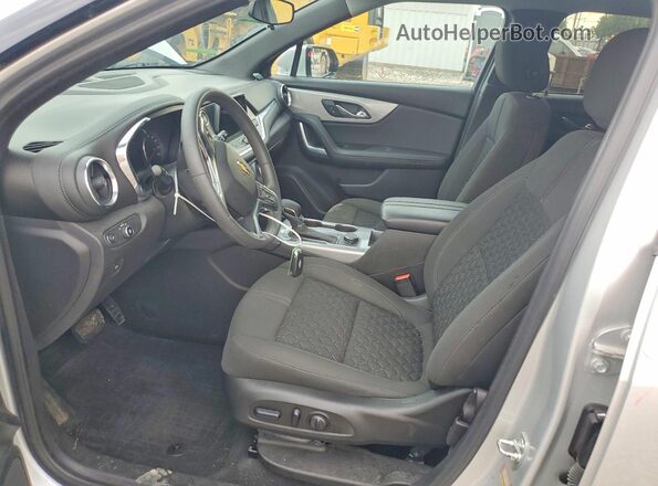 3GNKBCR44MS565920 2021 CHEVROLET BLAZER White Front interior view