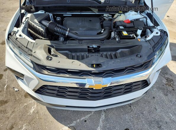 3GNKBCR44PS109985 2023 CHEVROLET BLAZER White Vista del compartimento del motor