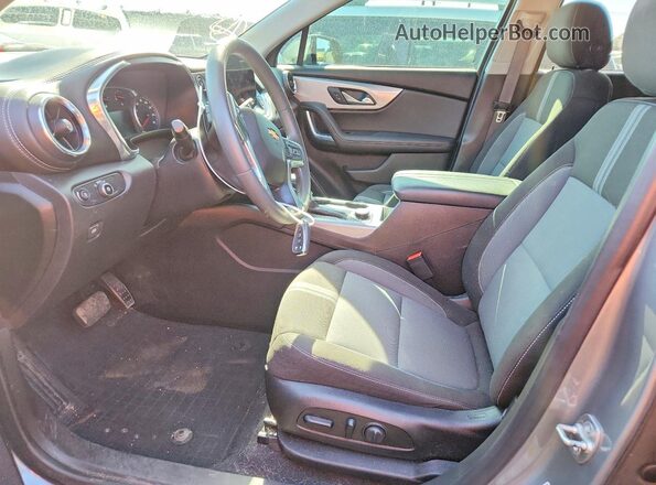 3GNKBCR45PS222831 2023 CHEVROLET BLAZER Silver Front interior view