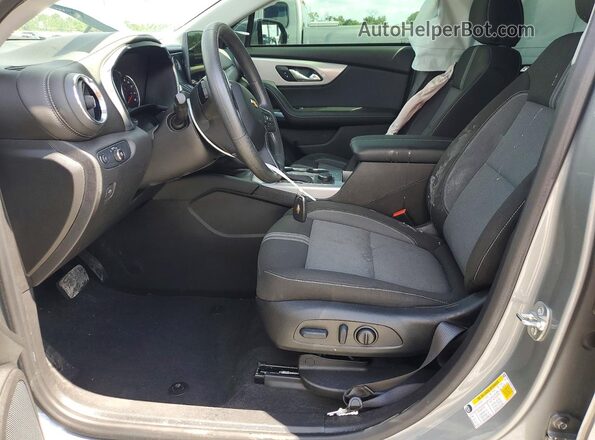 3GNKBCR45RS282966 2024 CHEVROLET BLAZER Серый Вид салона спереди