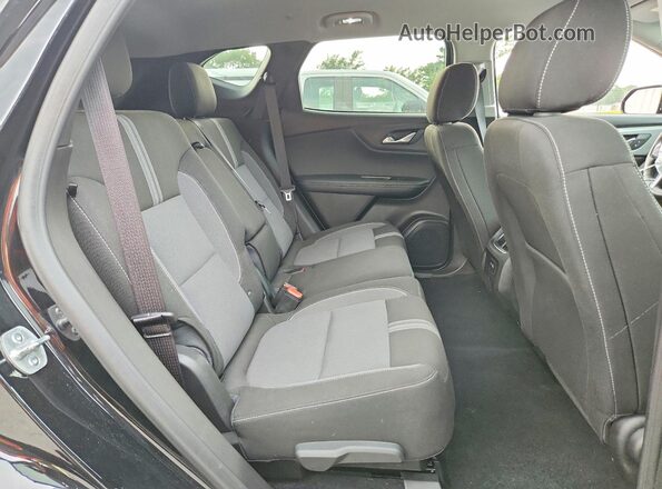 3GNKBCR46SS265213 2025 CHEVROLET BLAZER Black Rear seats view