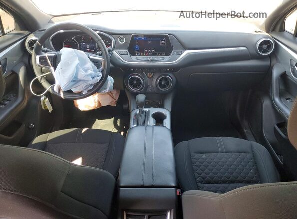 3GNKBCR48NS136460 2022 CHEVROLET BLAZER Silver Widok deski rozdzielczej