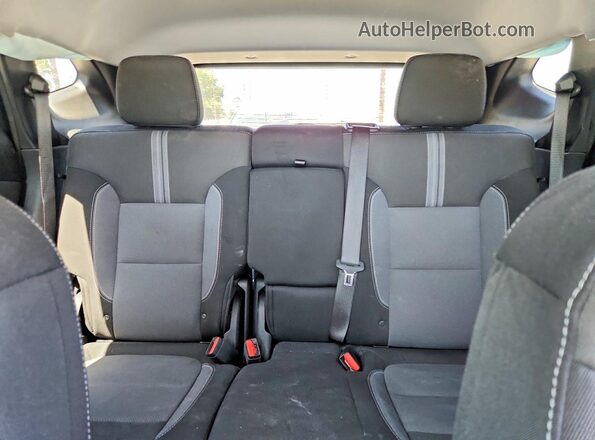 3GNKBCR48TS157368 2026 CHEVROLET BLAZER Gray Widok tylnych siedzeń