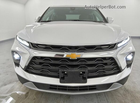 3GNKBCR49TS142491 2026 CHEVROLET BLAZER White Front view