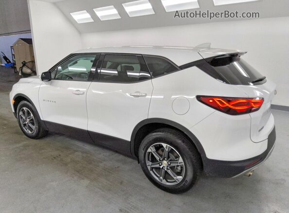 3GNKBCR49TS142491 2026 CHEVROLET BLAZER White Rear left