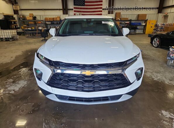 3GNKBCR49TS148596 2026 CHEVROLET BLAZER White Вид спереду