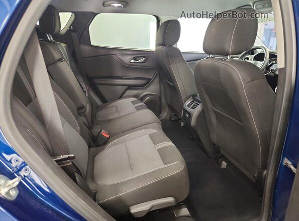 3GNKBCR4XPS144515 2023 CHEVROLET BLAZER Blue Rear interior view