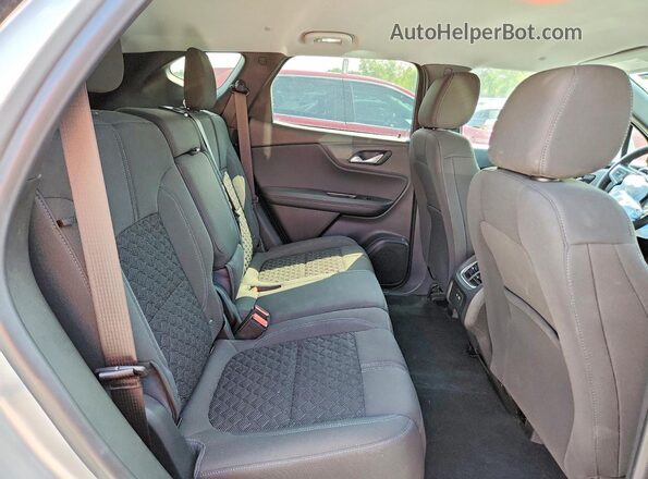 3GNKBCRS0MS542939 2021 CHEVROLET BLAZER Silver Vista interior trasera