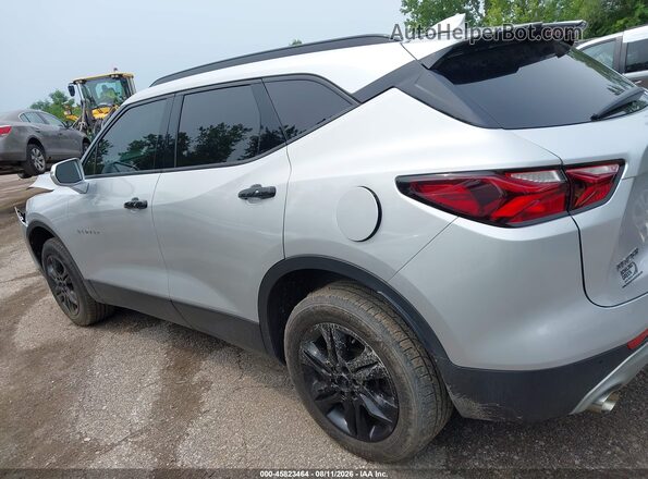 3GNKBCRS2LS703922 2020 CHEVROLET BLAZER Silver Widok wnętrza 360 stopni