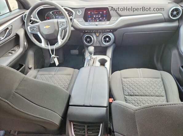 3GNKBCRS2MS543350 2021 CHEVROLET BLAZER Silver Widok deski rozdzielczej
