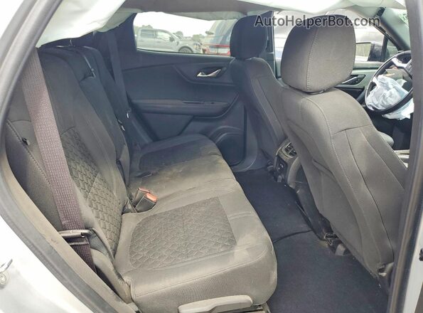 3GNKBCRS5LS721461 2020 CHEVROLET BLAZER Silver Rear interior view