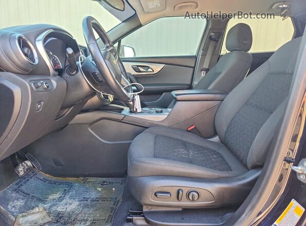 3GNKBCRS8LS670778 2020 CHEVROLET BLAZER Черный Вид салона спереди