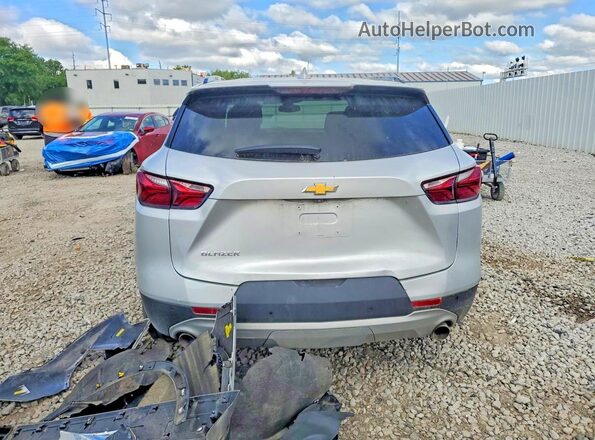 3GNKBCRS8MS550450 2021 CHEVROLET BLAZER Silver Вид ззаду