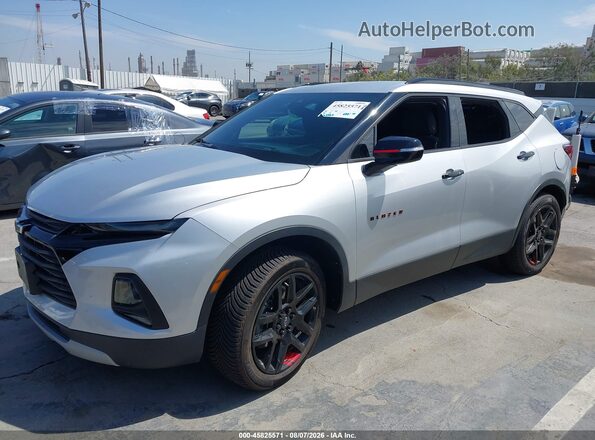 3GNKBCRS9MS575017 2021 CHEVROLET BLAZER Silver Vista tres cuartos delantera izquierda