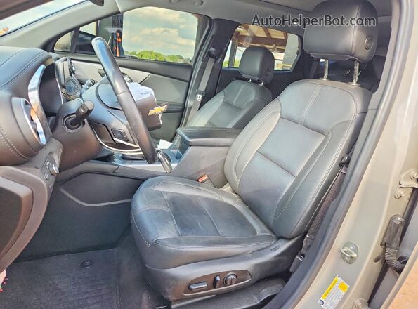 3GNKBDRS5MS561654 2021 CHEVROLET BLAZER Brown Front interior view