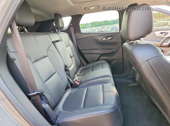 3GNKBDRS5MS561654 2021 CHEVROLET BLAZER Brown Rear interior view