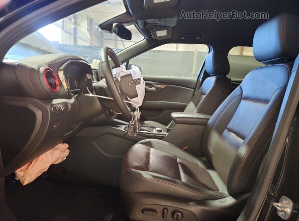 3GNKBERS2SS189564 2025 CHEVROLET BLAZER Black Front interior view