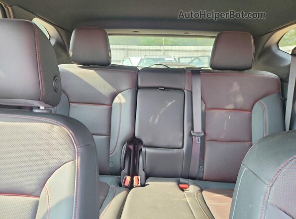 3GNKBERS4KS692447 2019 CHEVROLET BLAZER Red Widok tylnych siedzeń