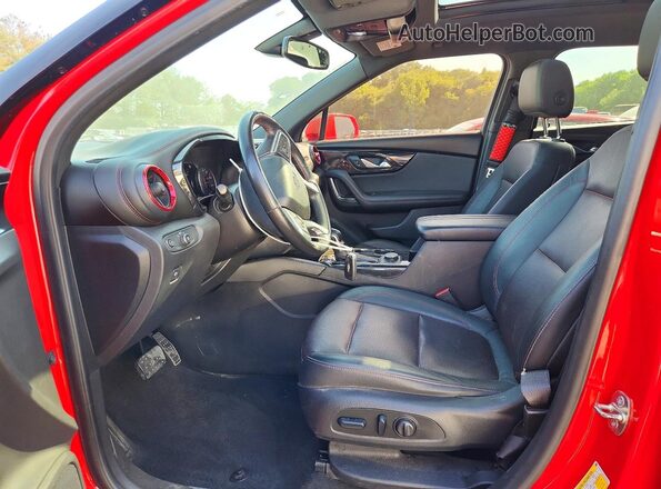 3GNKBERS8KS648984 2019 CHEVROLET BLAZER Red წინა სალონის ხედი
