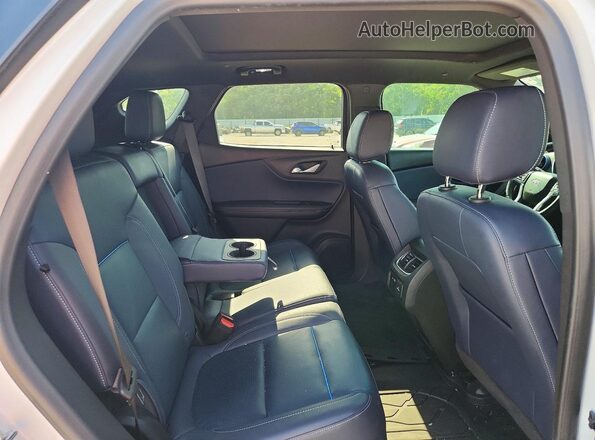 3GNKBERS9PS104744 2023 CHEVROLET BLAZER White Rear interior view