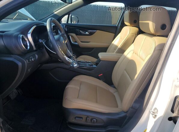 3GNKBFRS5NS153023 2022 CHEVROLET BLAZER Белый Вид салона спереди