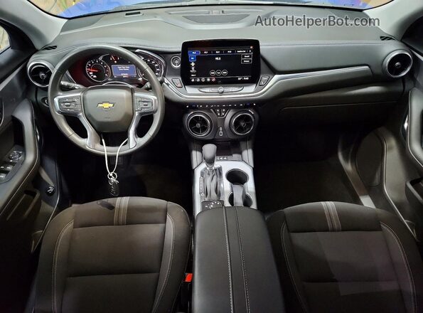 3GNKBHR40RS197045 2024 CHEVROLET BLAZER Blue Dashboard view