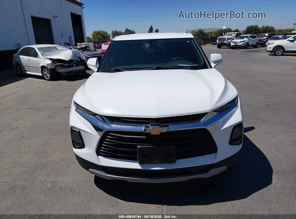 3GNKBHR47MS553953 2021 CHEVROLET BLAZER White Front view