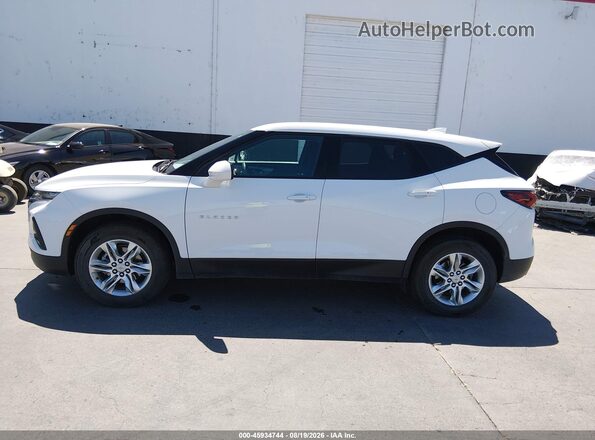 3GNKBHR47MS553953 2021 CHEVROLET BLAZER White 360 interior view