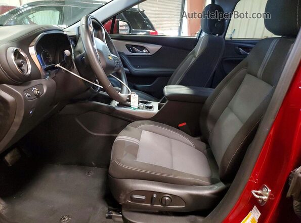 3GNKBHR47PS126227 2023 CHEVROLET BLAZER Red წინა სალონის ხედი