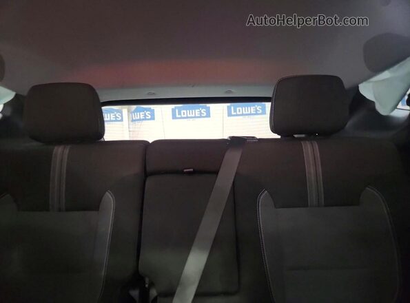 3GNKBHR47TS163286 2026 CHEVROLET BLAZER Orange Vista de los asientos traseros