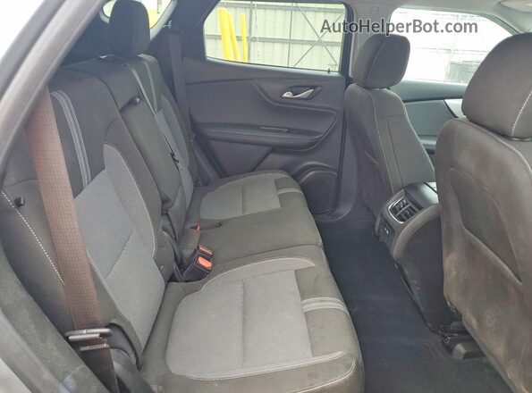 3GNKBHR49RS119993 2024 CHEVROLET BLAZER Gray Вид задньої частини салону