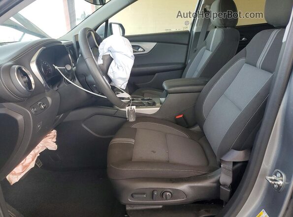 3GNKBHR49SS213152 2025 CHEVROLET BLAZER Gray Vista interior delantera