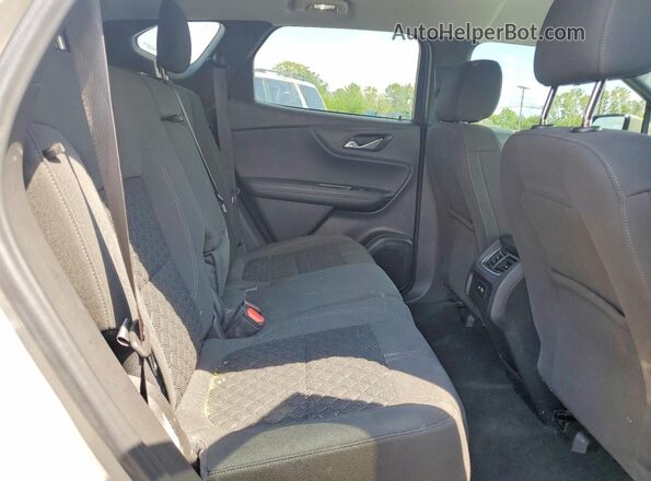 3GNKBHRS0MS553842 2021 CHEVROLET BLAZER Бежевый Вид задней части салона