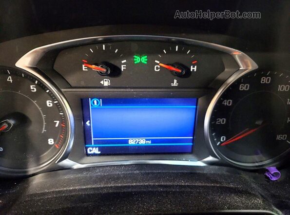 3GNKBHRSXLS628920 2020 CHEVROLET BLAZER Silver ხელსაწყოთა პანელის ხედი