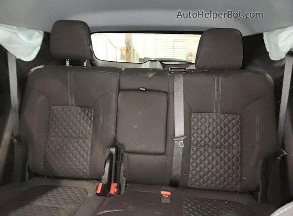 3GNKBHRSXLS628920 2020 CHEVROLET BLAZER Silver უკანა სავარძლების ხედი