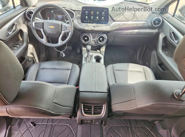 3GNKBJRS3PS228579 2023 CHEVROLET BLAZER Белый Вид панели приборов