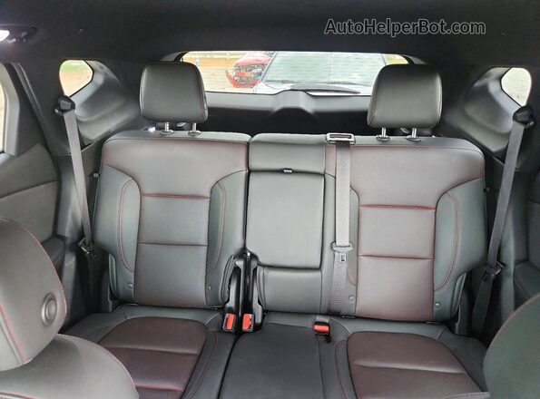 3GNKBJRSXKS691828 2019 CHEVROLET BLAZER Серебряный Вид задних сидений