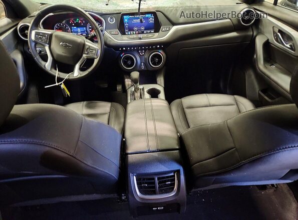 3GNKBJRSXMS510021 2021 CHEVROLET BLAZER Серебряный Вид панели приборов