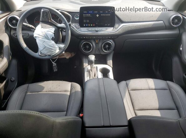 3GNKBJRSXSS268750 2025 CHEVROLET BLAZER Silver Вид панелі приладів