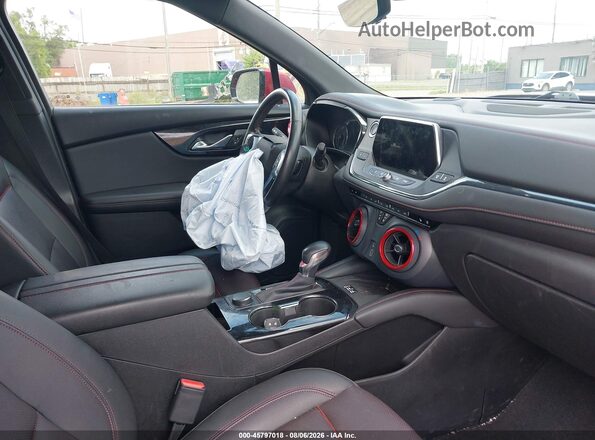 3GNKBKRS4MS546938 2021 CHEVROLET BLAZER Красный Вид салона спереди