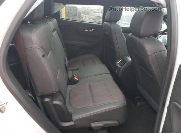 3GNKBKRS8NS224580 2022 CHEVROLET BLAZER White Вид задньої частини салону