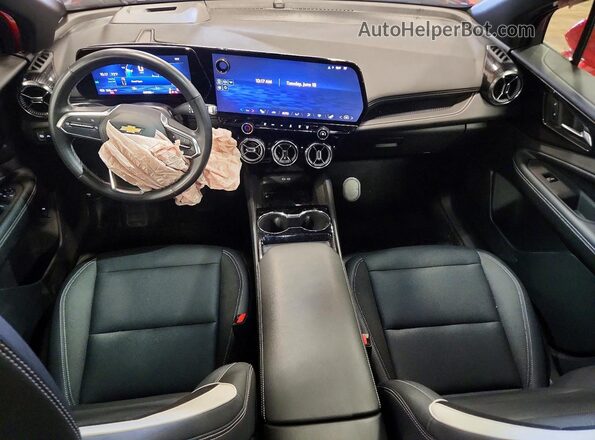 3GNKDBRJ9RS201817 2024 CHEVROLET BLAZER Red Widok deski rozdzielczej