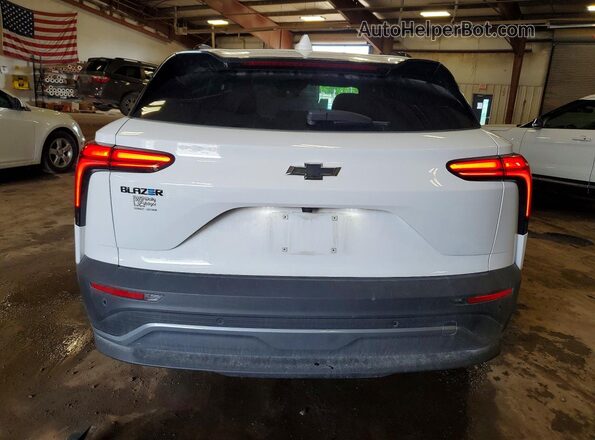 3GNKDBRM6SS176424 2025 CHEVROLET BLAZER White Vista trasera