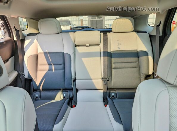 3GPKHZRJ7TS507975 2026 HONDA PROLOGUE Blue Vista de los asientos traseros