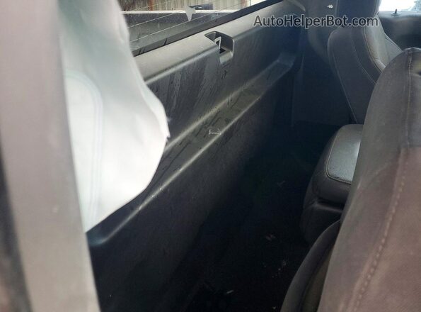 3GTNUAEK4RG401666 2024 GMC SIERRA Silver Vista de los asientos traseros