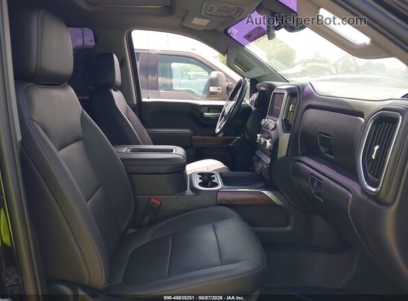 3GTP8DED0NG128817 2022 GMC SIERRA Черный Вид салона спереди