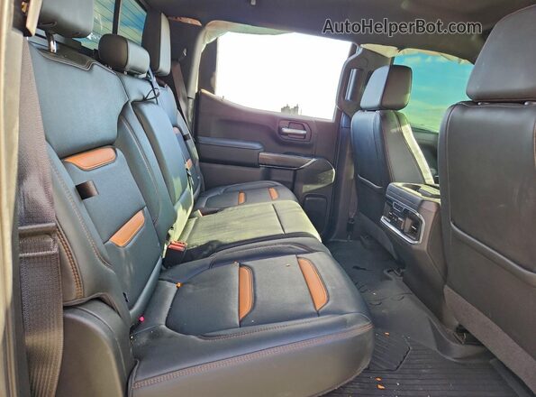 3GTP9EEL8LG425924 2020 GMC SIERRA Gray Widok tylnych siedzeń